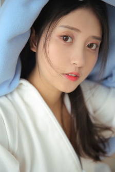 两个奶被揉得又硬又翘怎么回事